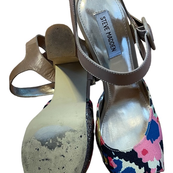 Steve Madden Jilly
Floral Glitter Platform size 10 - Picture 5 of 6